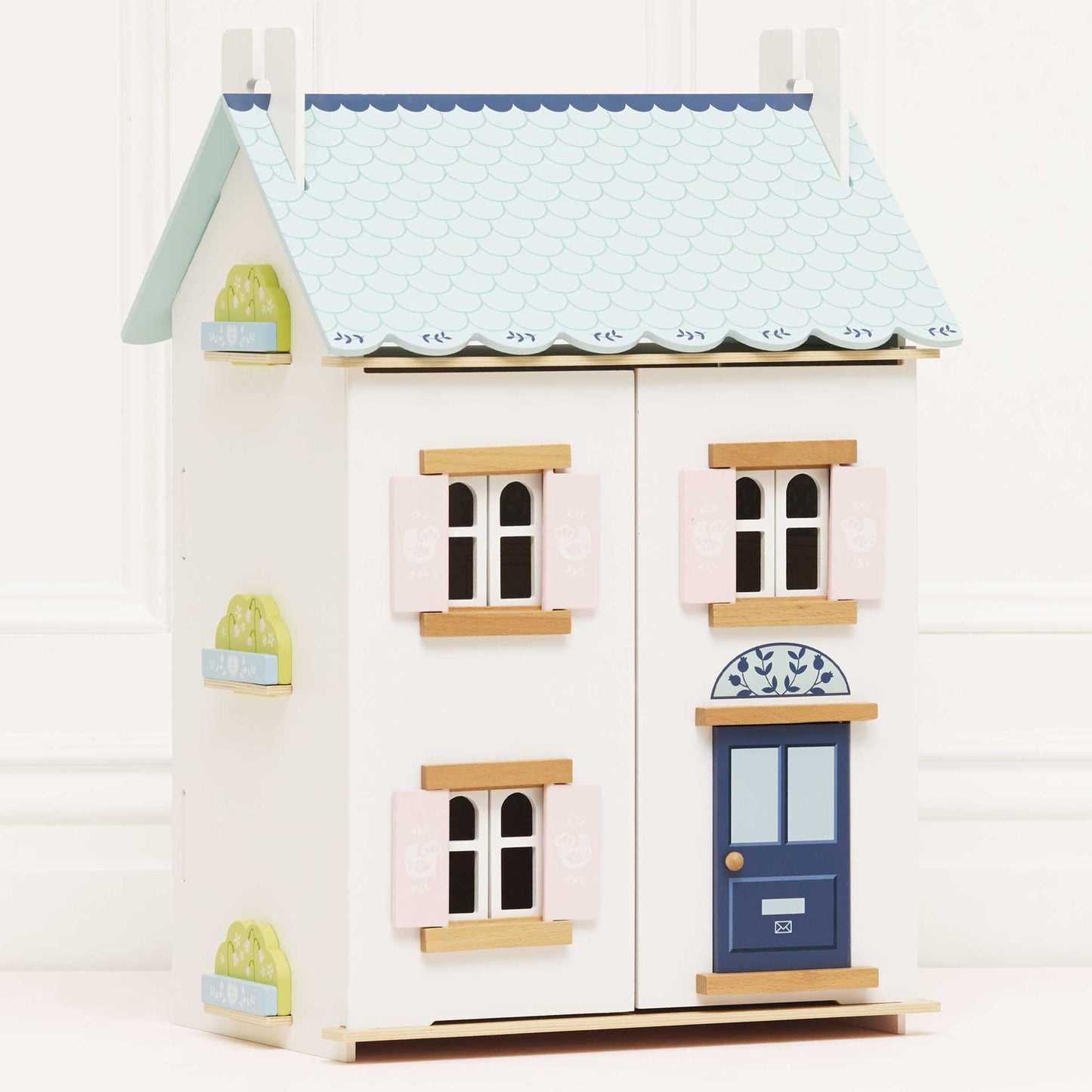 Bluebelle Wooden Dolls House
